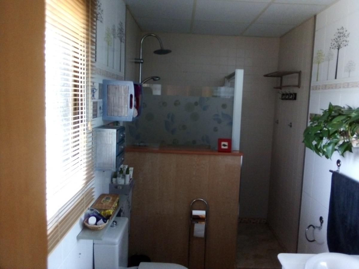 02-08-2019_34Cuarto baño 2ª planta.jpg
